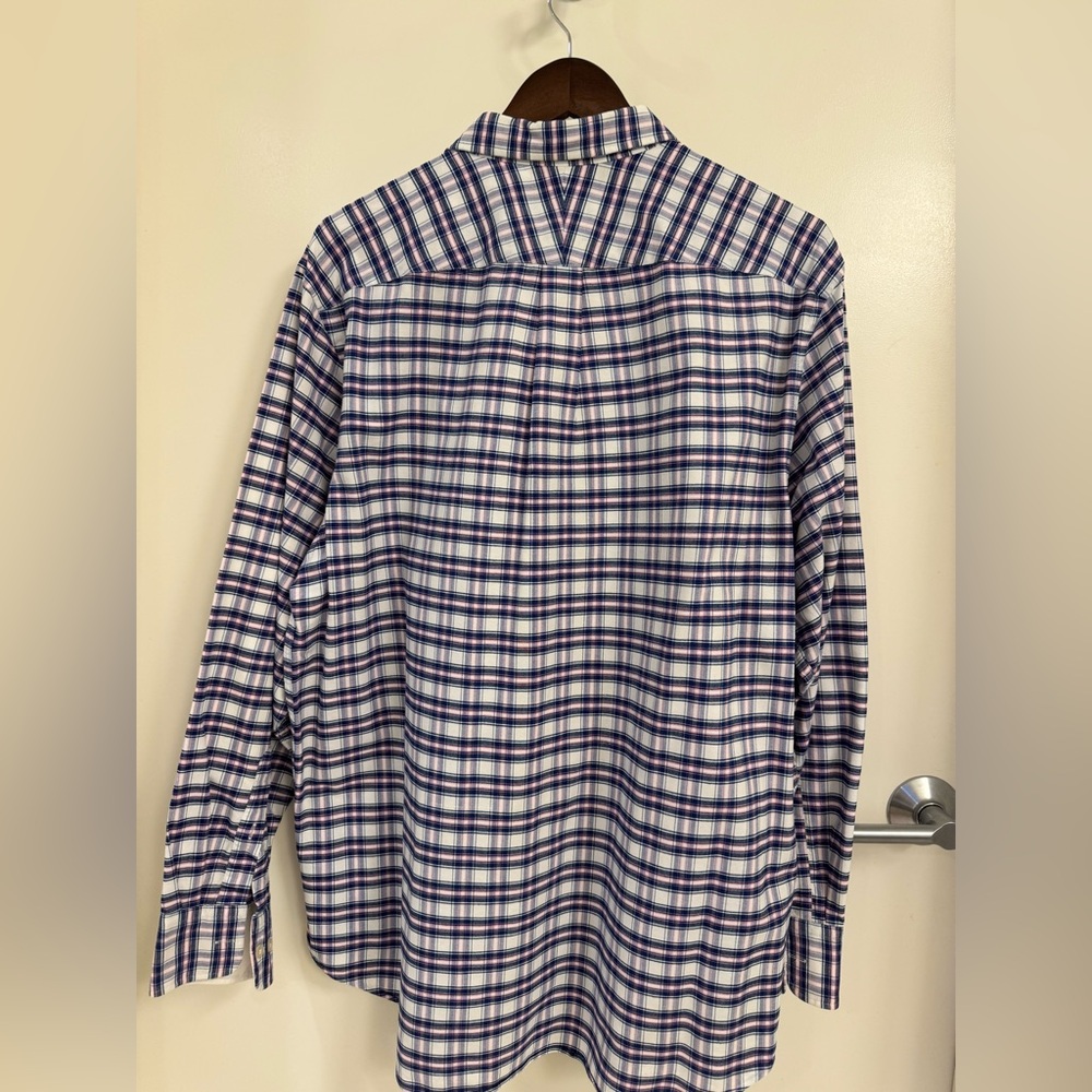 Charles Tyrwhitt Men's Classic Fit Button-Down Shirt. 100% Cotton. Size Large - Picture 5 of 15